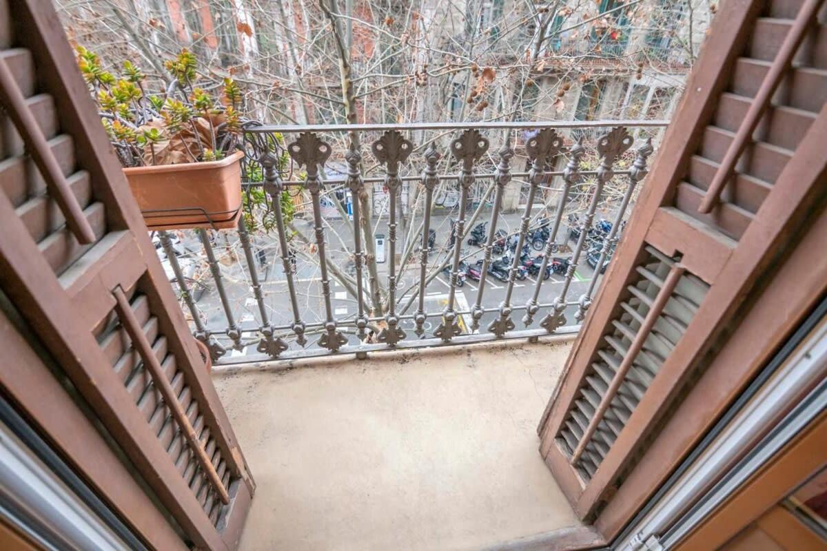 Exclusive 2 Bedroom Apartment In The City Center Barcelona Exterior foto